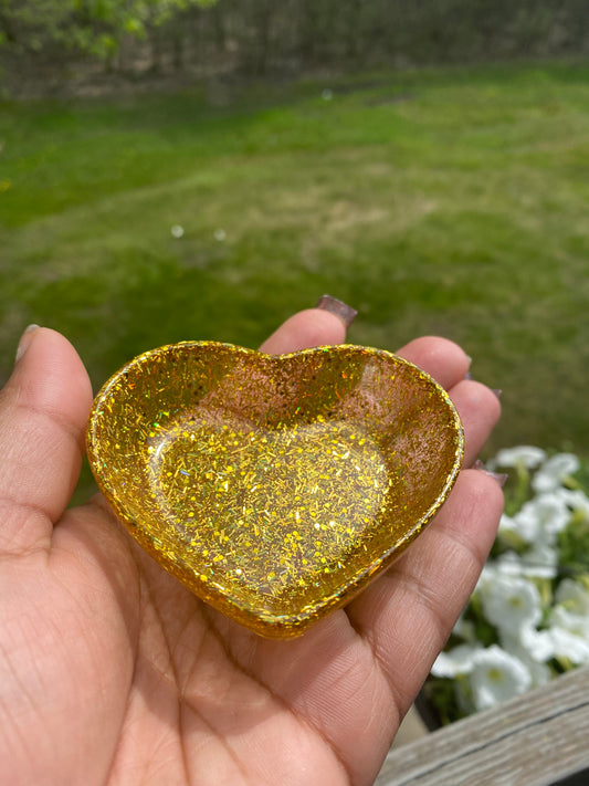 Goldie Heart Holder