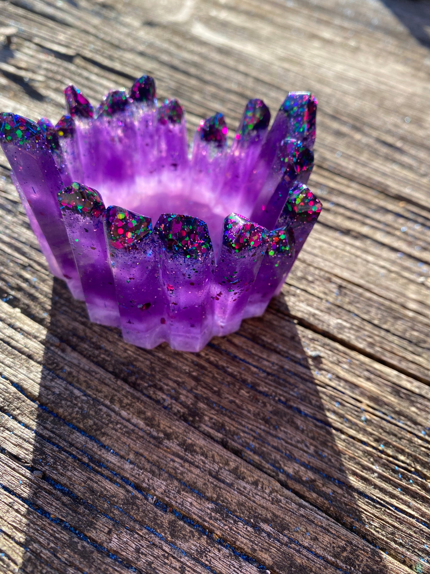 Plutiverse Crystal Holder